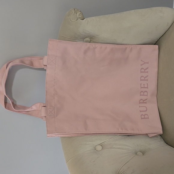 NWT Burberry Blush Pink Tote Bag - Picture 1 of 12